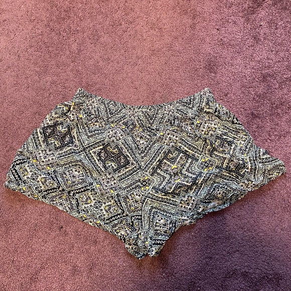 EUC Target shorts with pockets size L - Picture 1 of 2